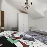 2 Bedroom Amazing In Σπίτι διακοπών