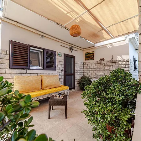 Дом отдыха 2 Bedroom Amazing In