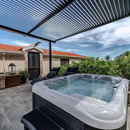 Awesome In With House Sea View Feriehus *