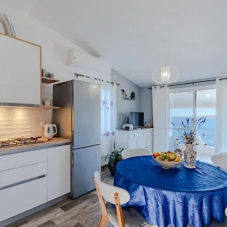 Hébergement de vacances 2 Bedroom Amazing In Vela Luka