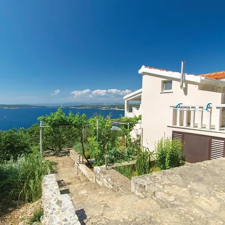 Dom wakacyjny Awesome In With House Sea View Vela Luka
